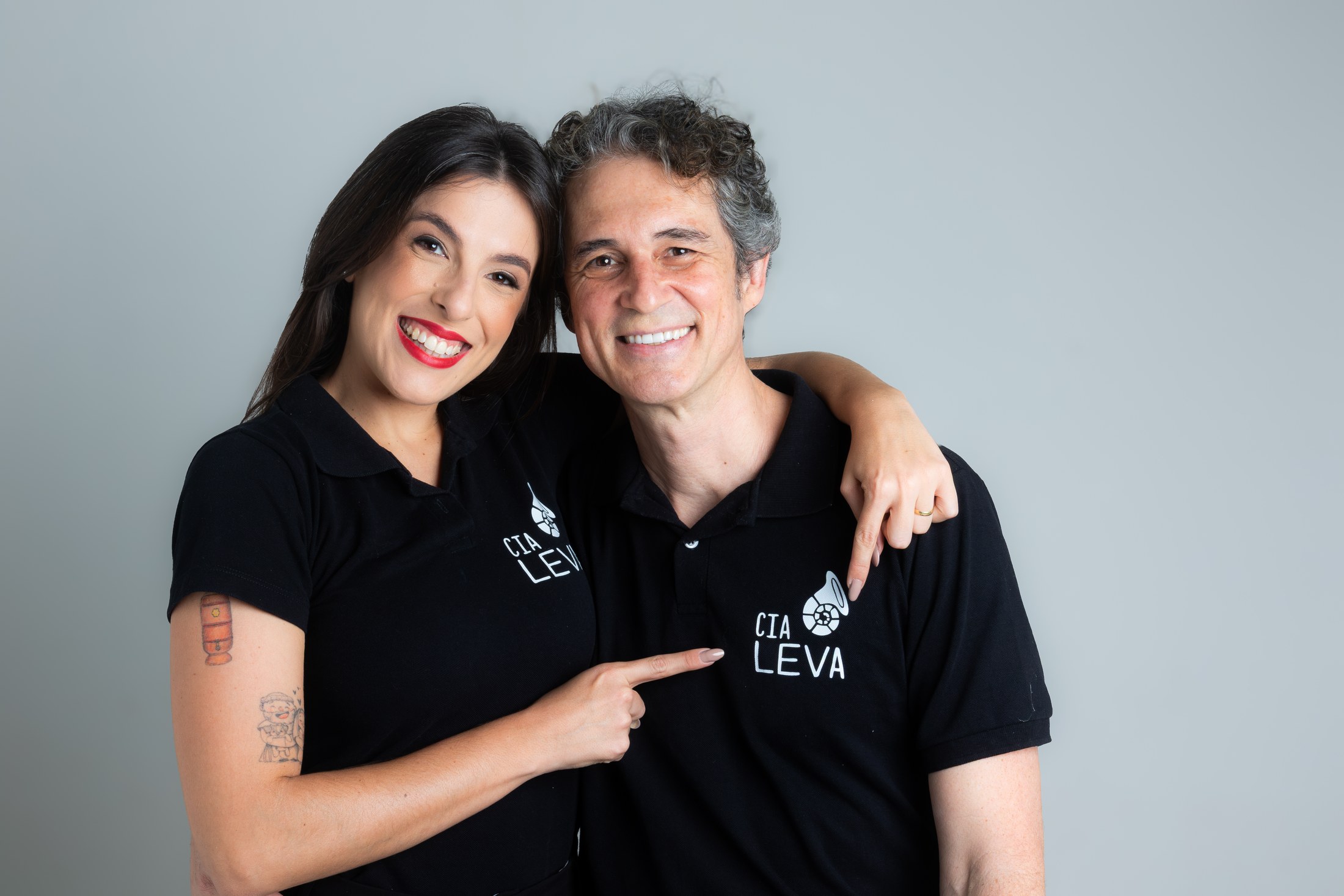 Bastidores Cia Leva